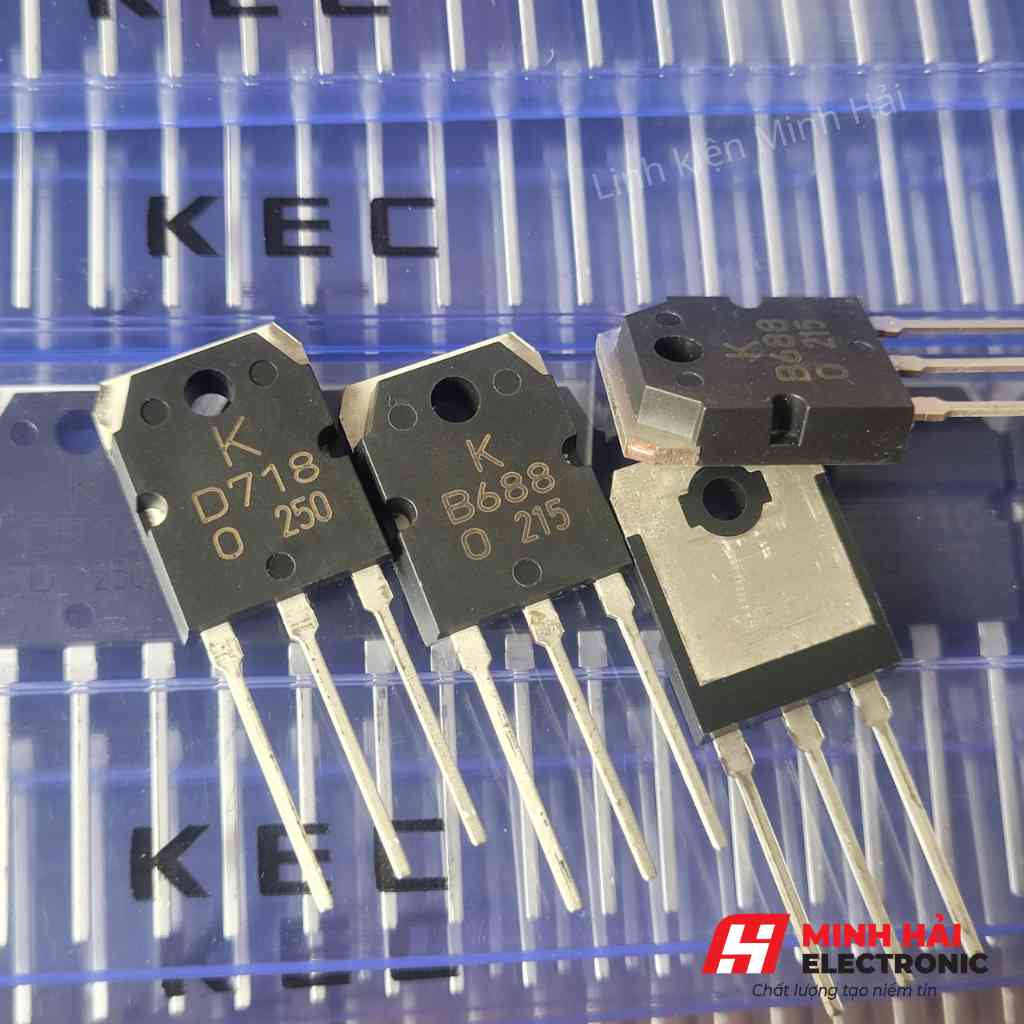 D718, B688 HÀNG MỚI CHÍNH HÃNG KEC