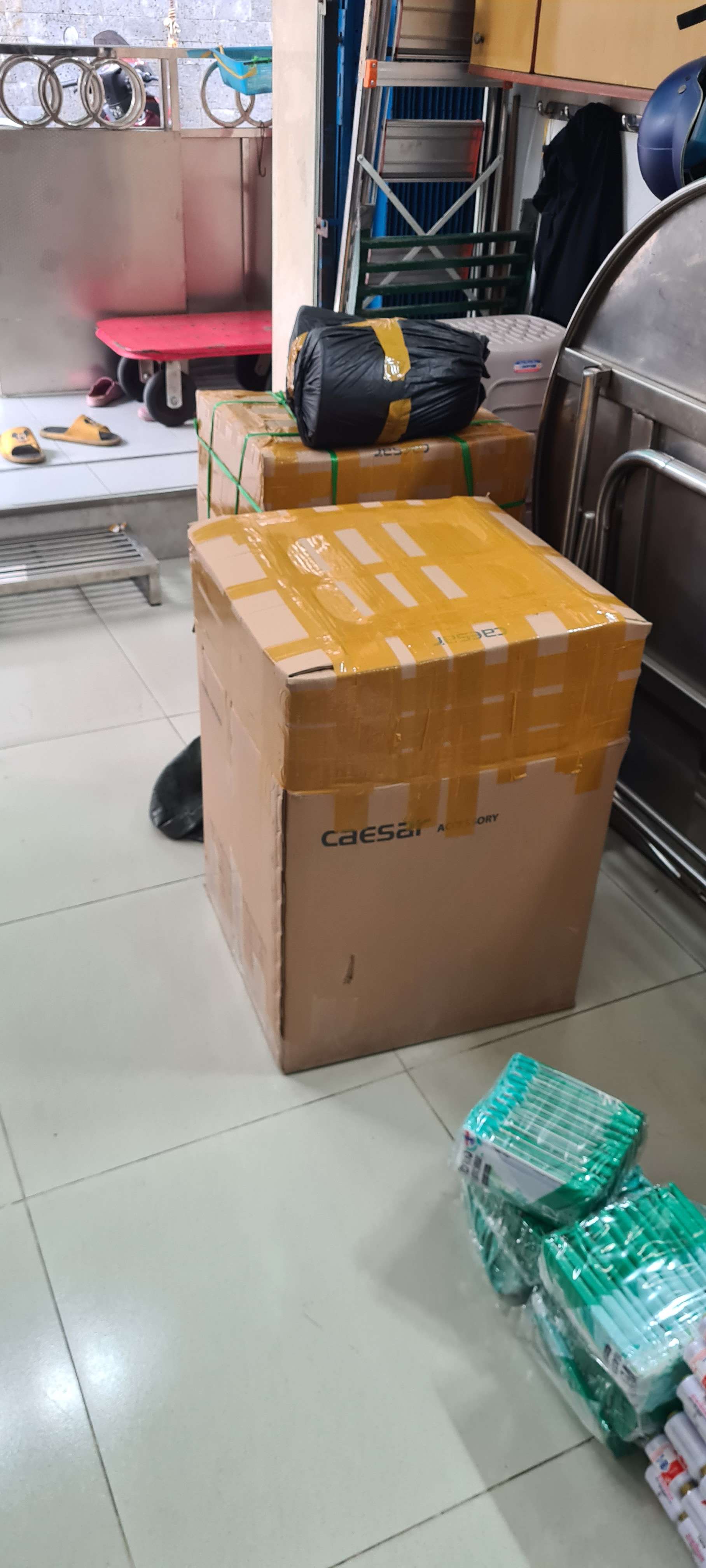 [Nhập RS0822 giảm 30k cho đơn 99k]Chỉ May One Lớn  Vỉ 10 Cuộn Nhiều Màu ( giao hàng màu ngẫu nhiên)
