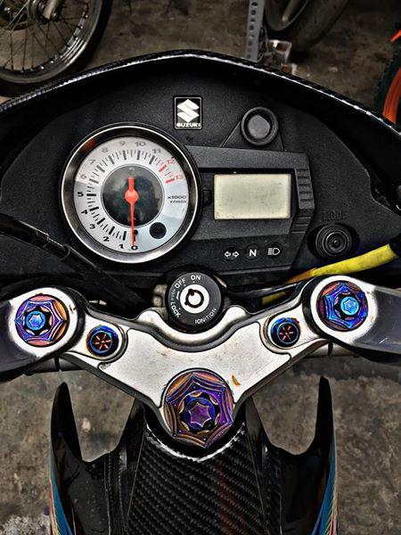 Ốc chảng ba ghi đông Satria Fi – Raider Fi titanium