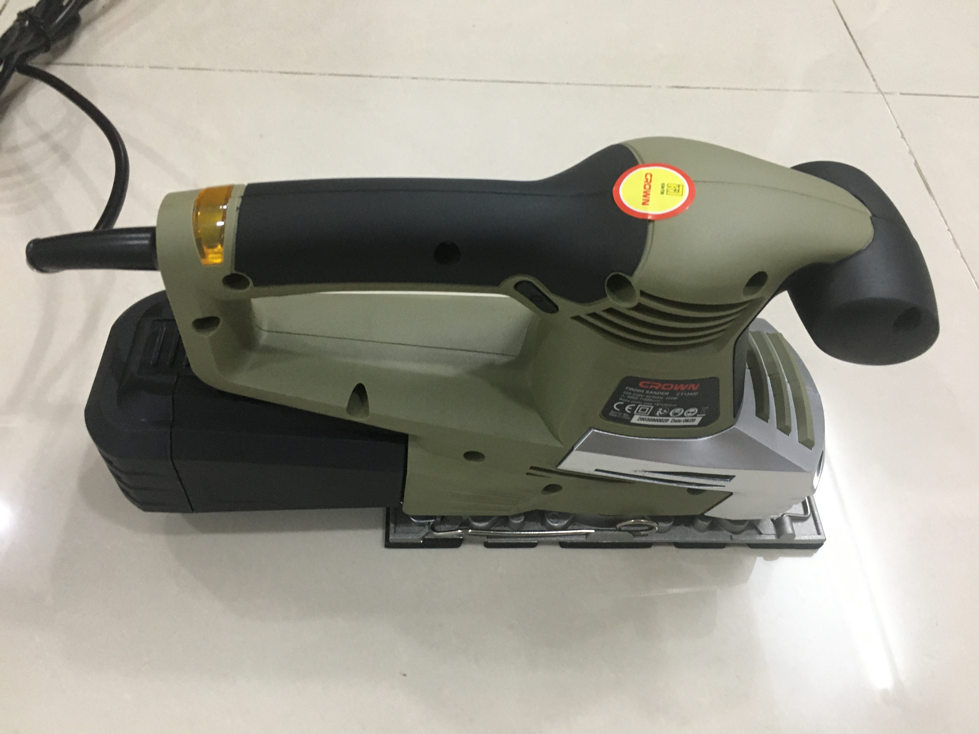 Máy chà nhám rung Crown CT13400
