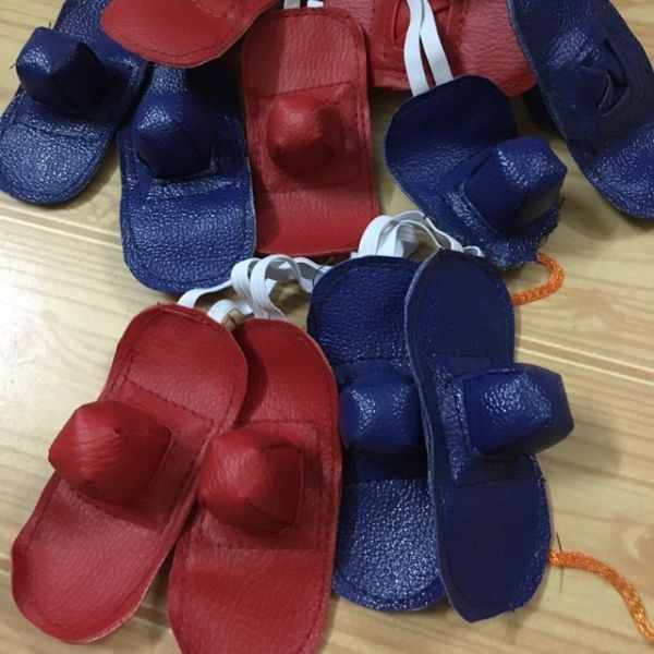 Combo Bịt mỏ, bịt cựa, áo chùm gà, tạ chân cho chiến kê