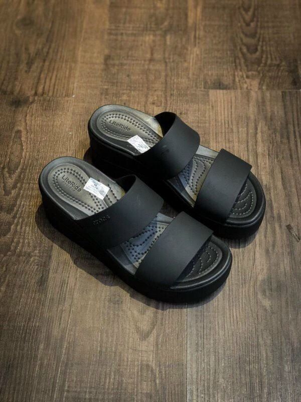 DÉP LÊ CAO GÓT CROCS-BROOKLYN
