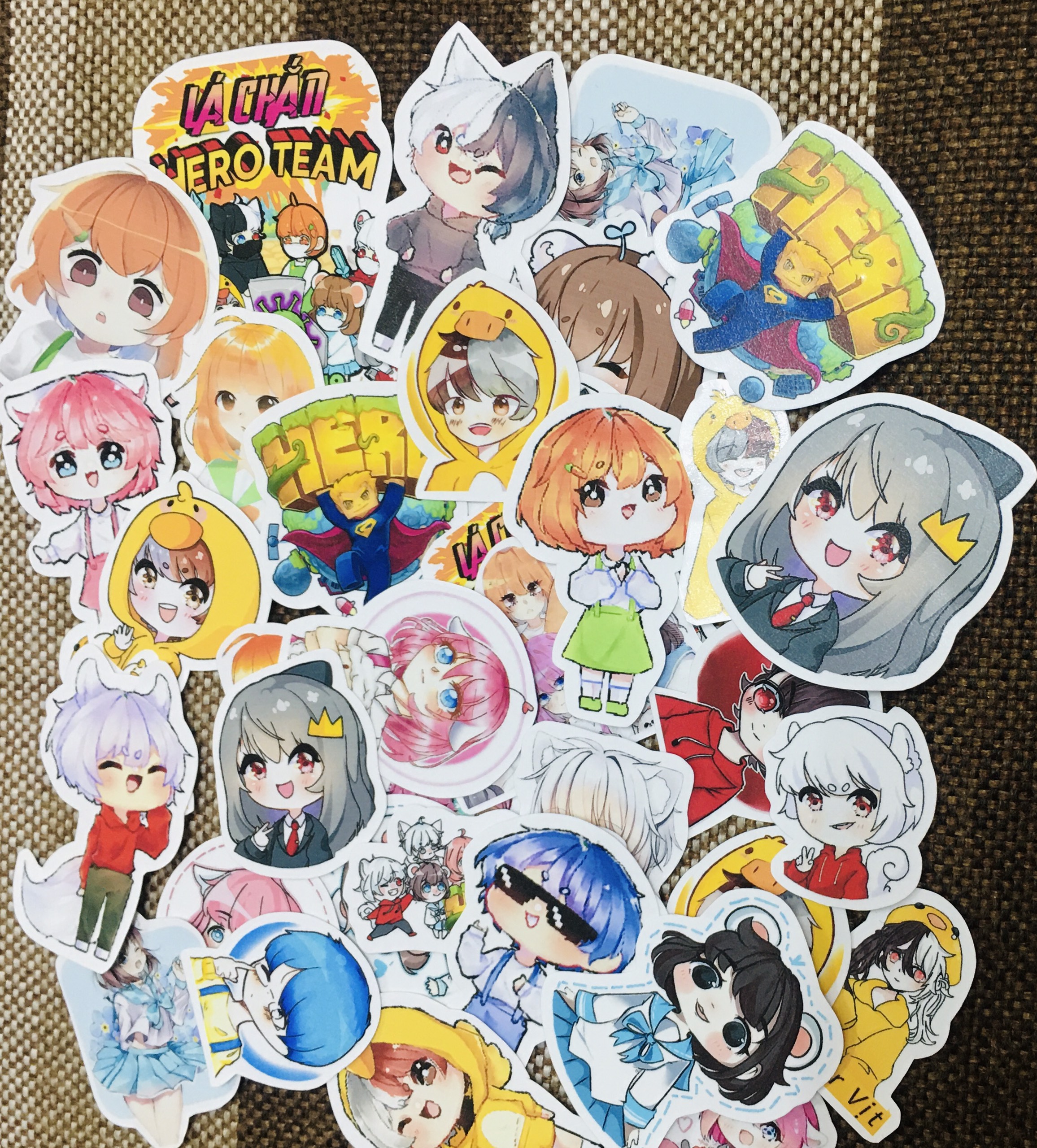 Set 30 Sticker Hero Team