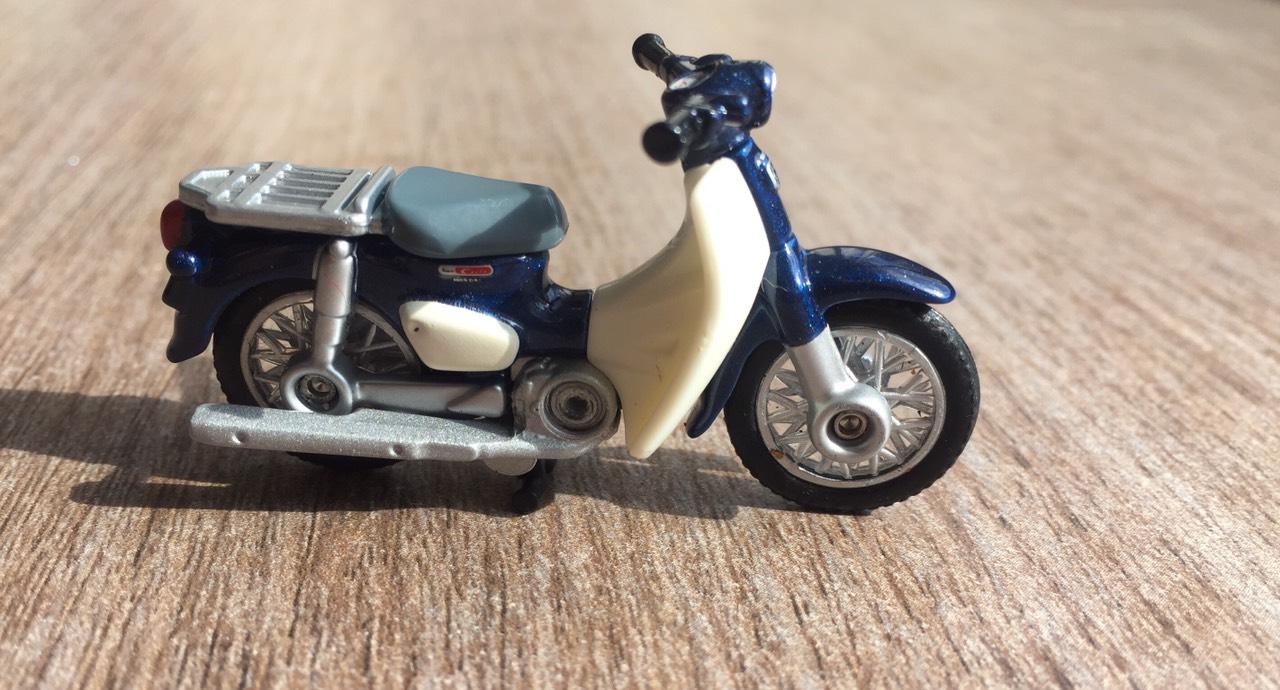 Xe mô hình Tomica Super Cub