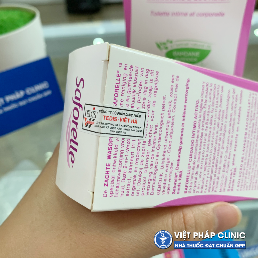 Dung dịch vệ sinh phụ nữ saforelle