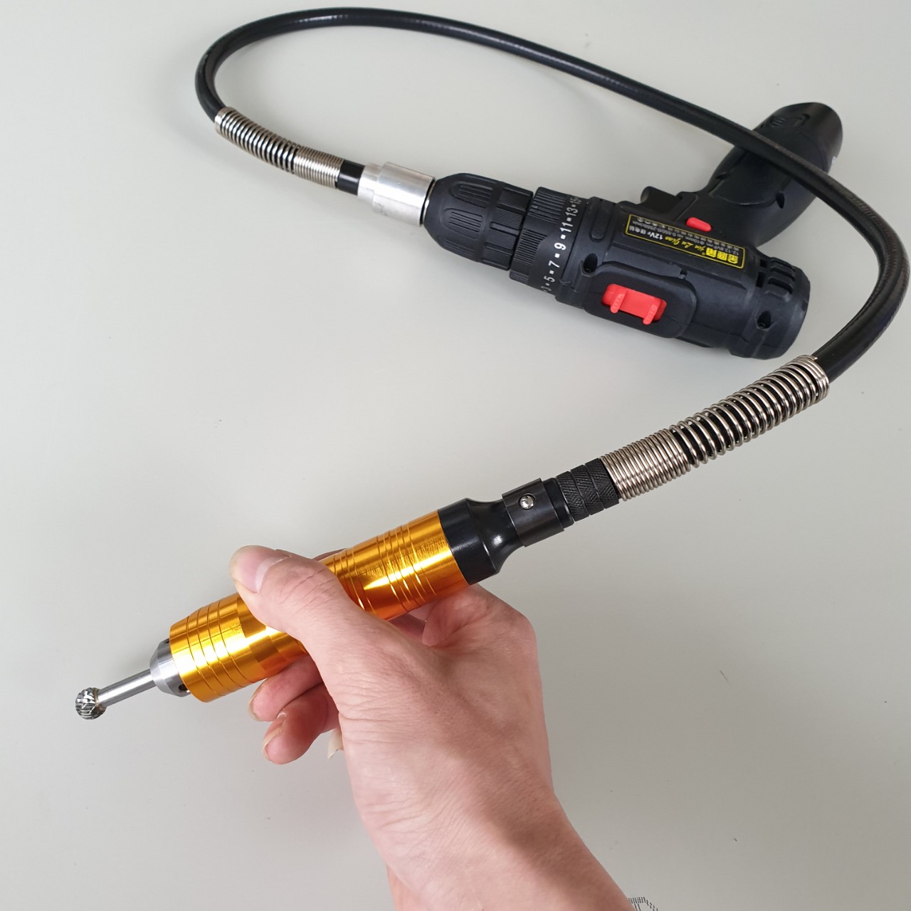 Dây truyền động nối dài máy khoan máy mài khuôn thành bút khắc mini kẹp 3 chấu màu vàng có khóa đầu vào 6mm đầu ra kẹp 0.5 đến 6mm
