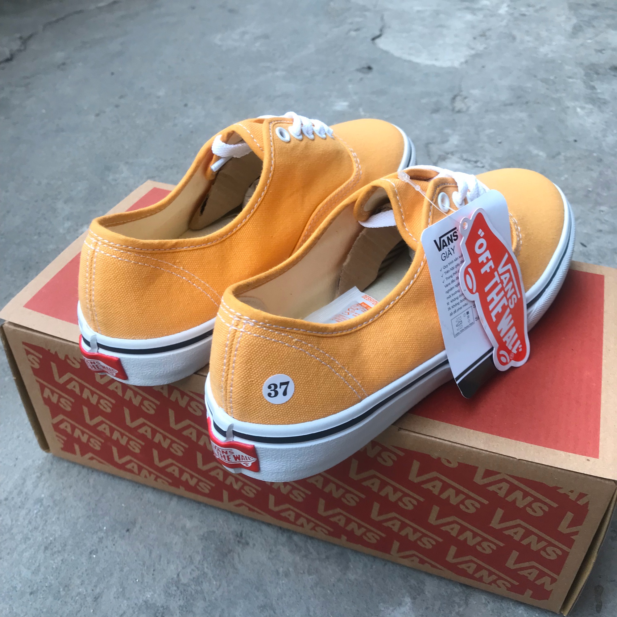 GIÀY VANS CLASSIC VÀNG (Full box + Bill)