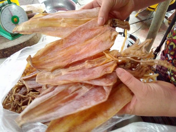 Hàng chuẩn - 1 con mực khô câu cực ngon dày thịt chuẩn vị biển quỳnh nghệ an