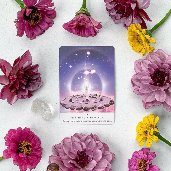 Bài Bói Work Your Light Oracle Cao Cấp Tặng Đá Thanh Tẩy