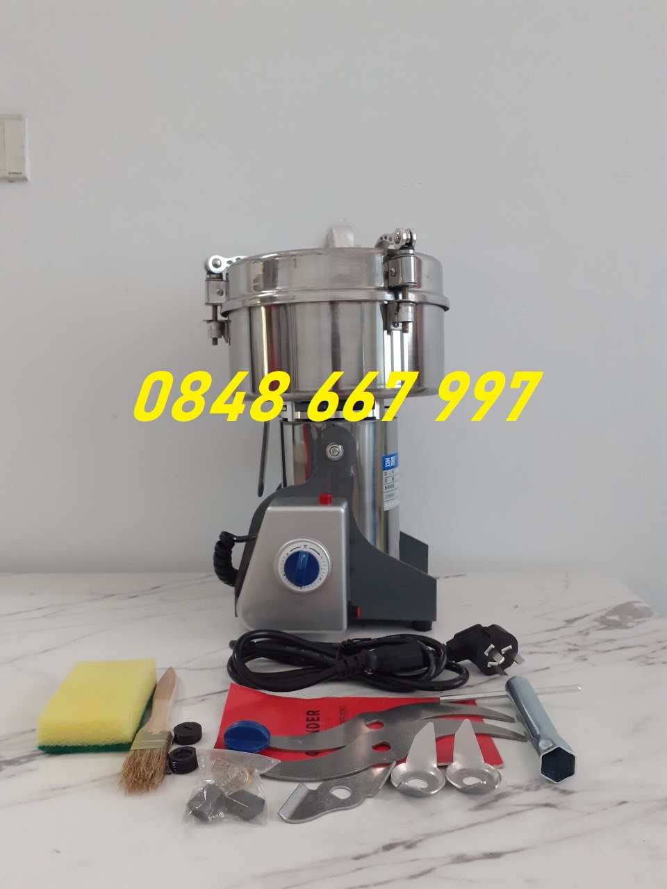Máy xay nghiền bột khô siêu mịn xay tam thất, ngũ cốc, nấm linh chi 800g/lần xay