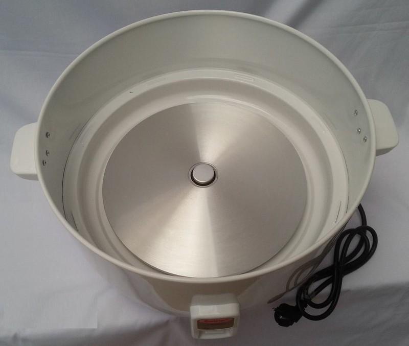 Nồi cơm điện công nghiệp Easttar 40lit