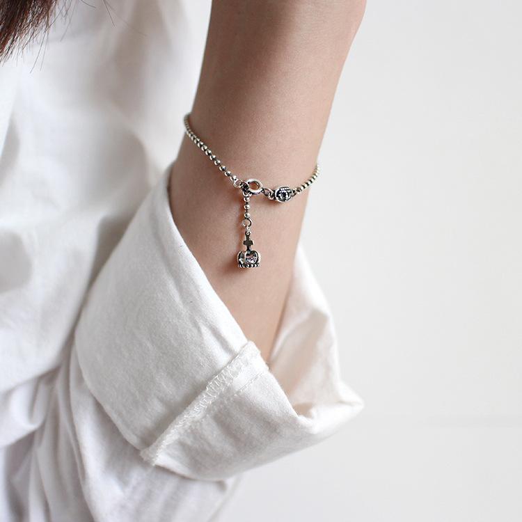 Lắc tay bạc vương miện