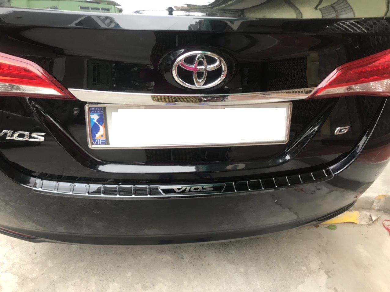 Ốp tay mở cốp Toyota Vios 2019-2020