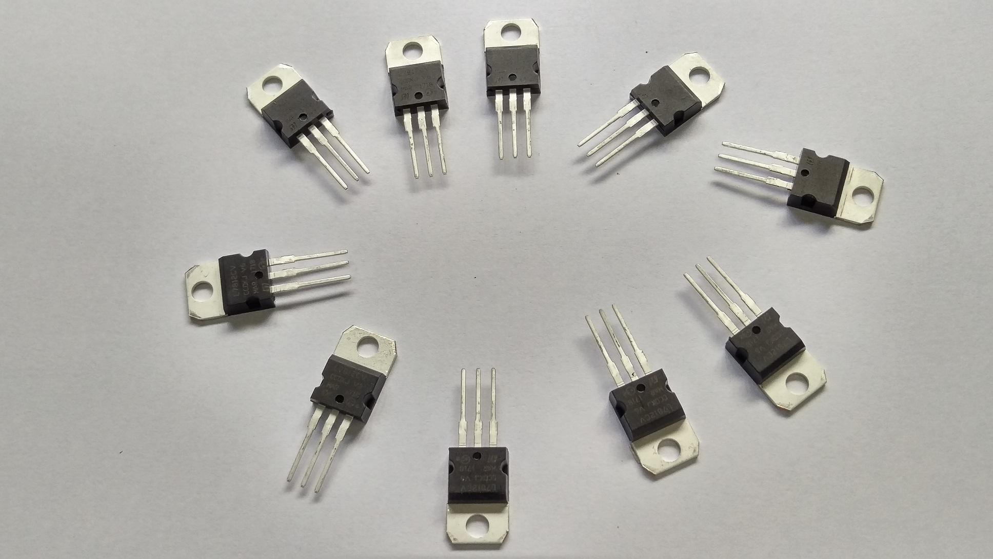 COMBO 10 con IC 7812 ổn áp 12V