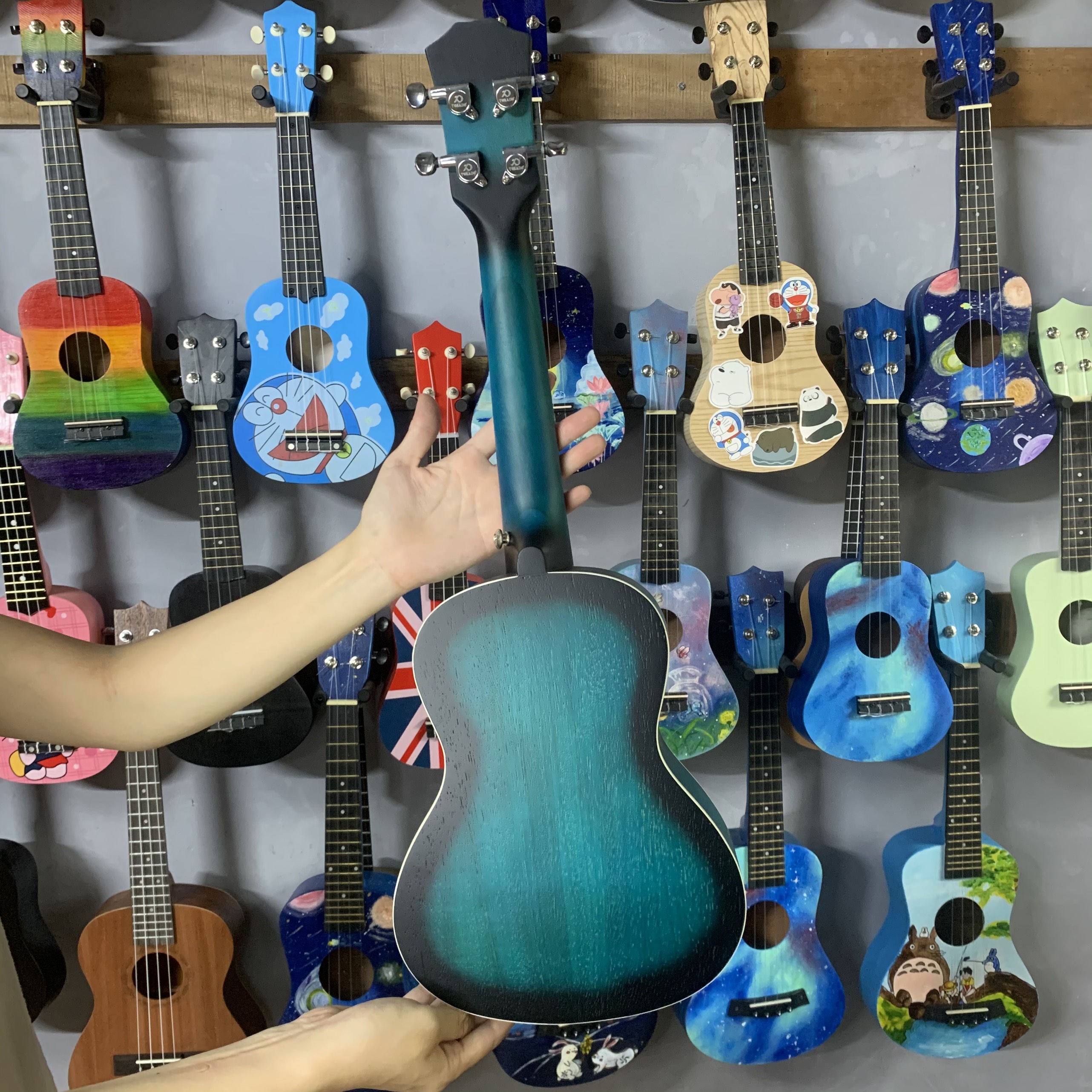 ĐÀN UKULELE CONCERT 23' TOKADO T14