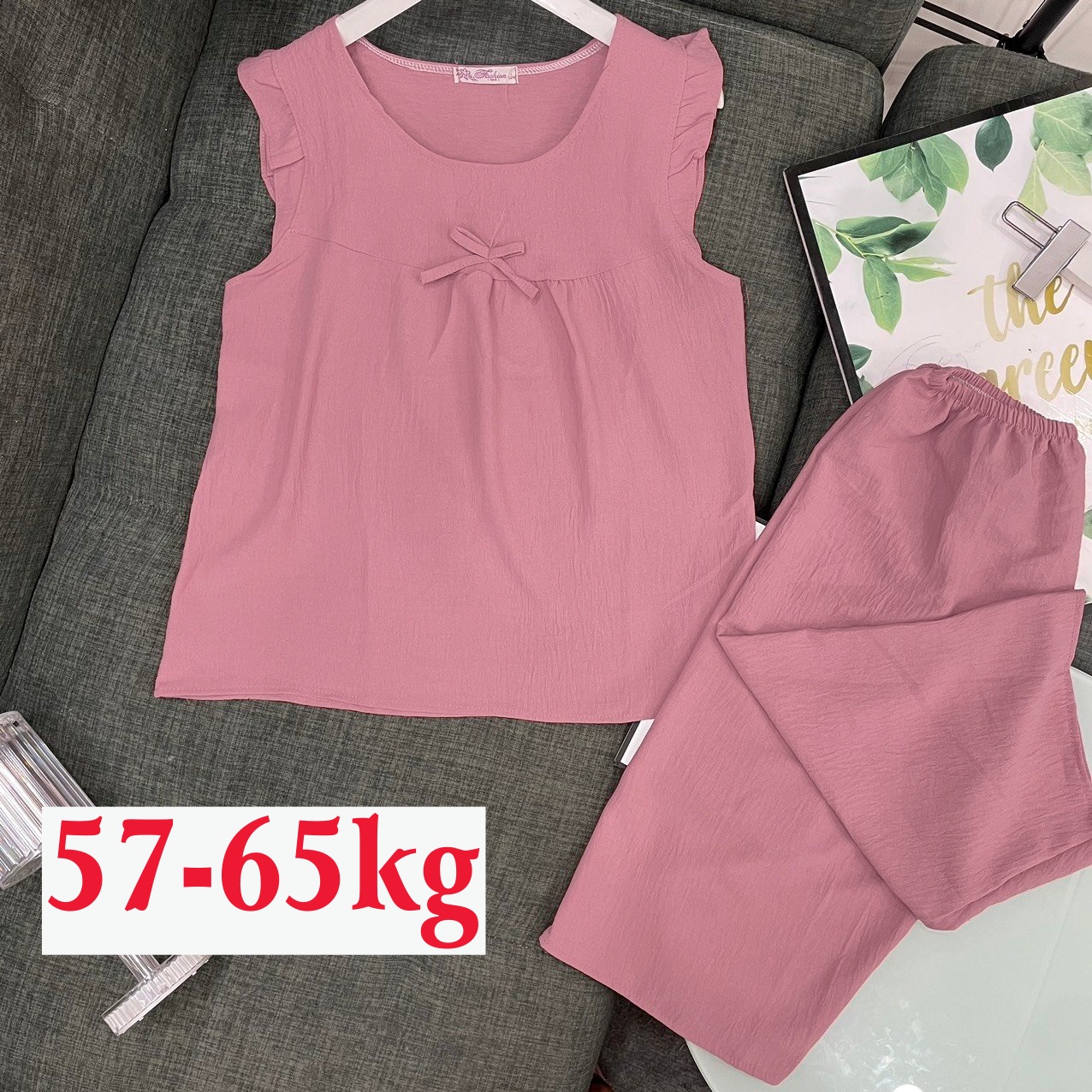 Bộ đồ lửng vải đũi mềm mại - hàng có 2 size m: dưới 57 kg, l :57-65kg, - đồ bộ mặc nhà lửng xinh xắn - nguyên khánh store