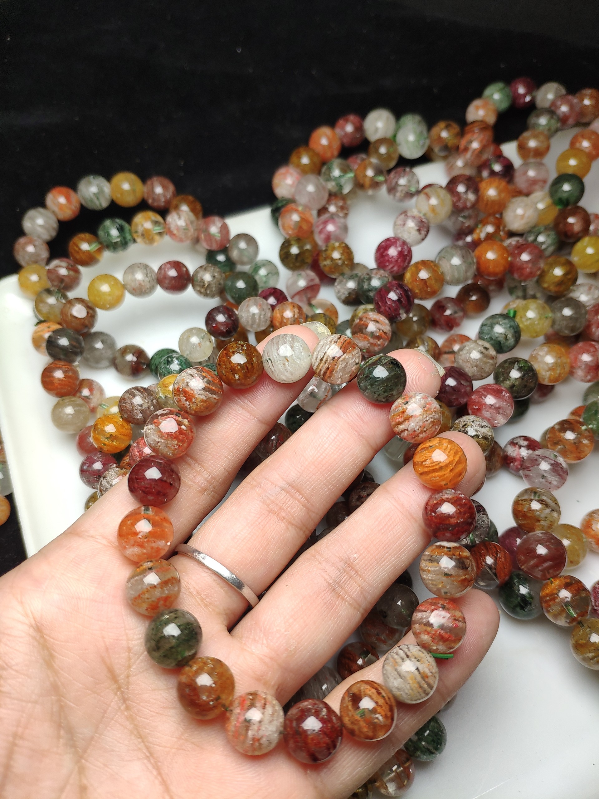 vòng tay đá ưu linh ngũ sắc size 8,9,10 li, phong thủy, tốt sức khỏe, may mắn