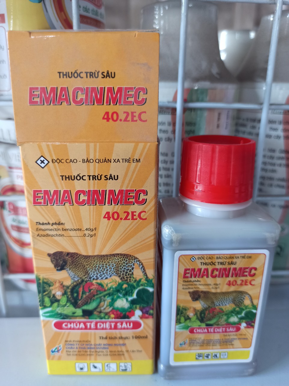 Thuốc trừ sâu EMACIMEC 40.2 EC - Chai 100ml