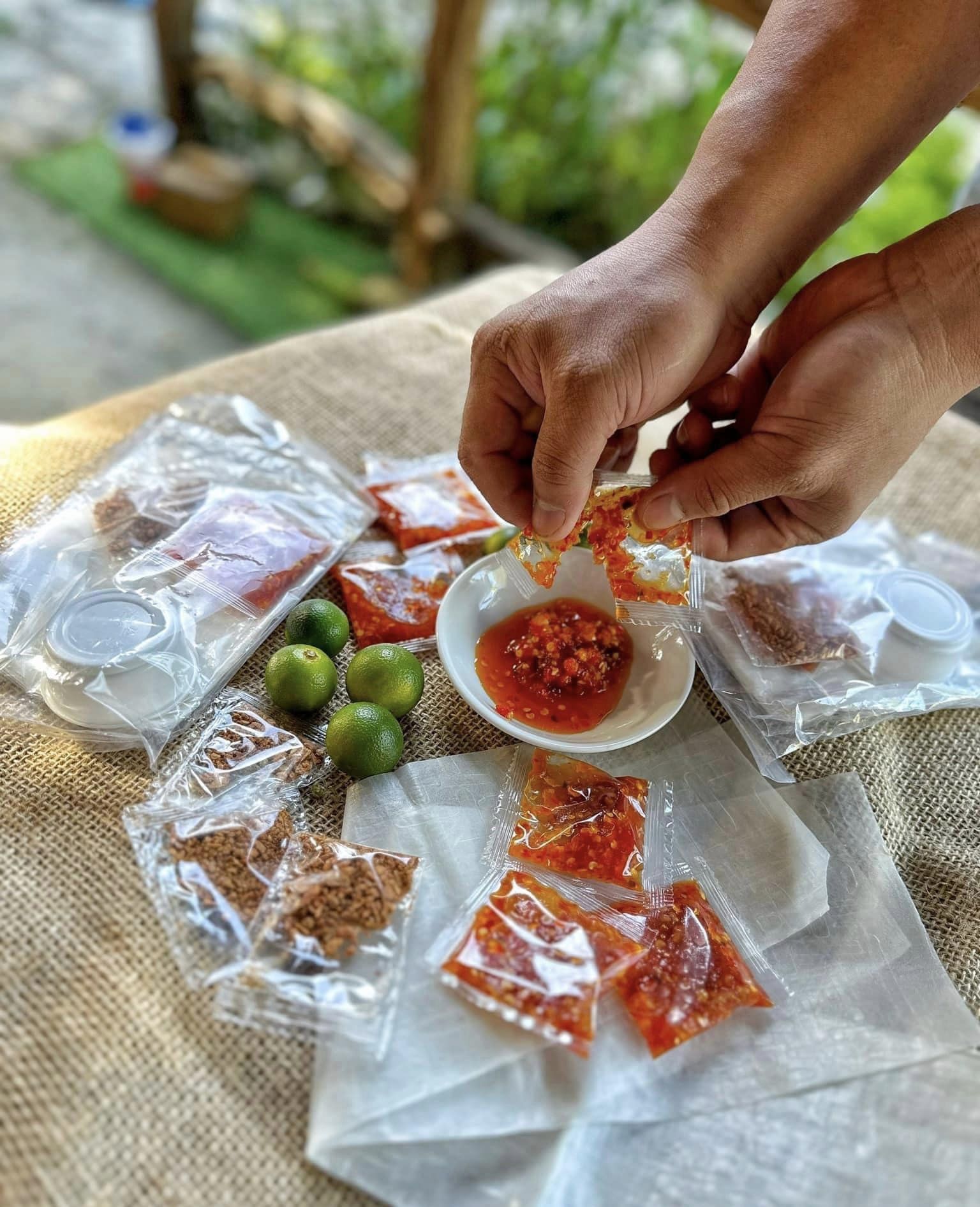 Bánh Tráng Chấm Ớt Rim Muối Hạt| Nghiện Store [2 túi]