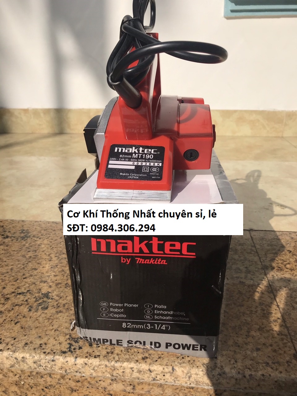 Máy bào gỗ Maktec