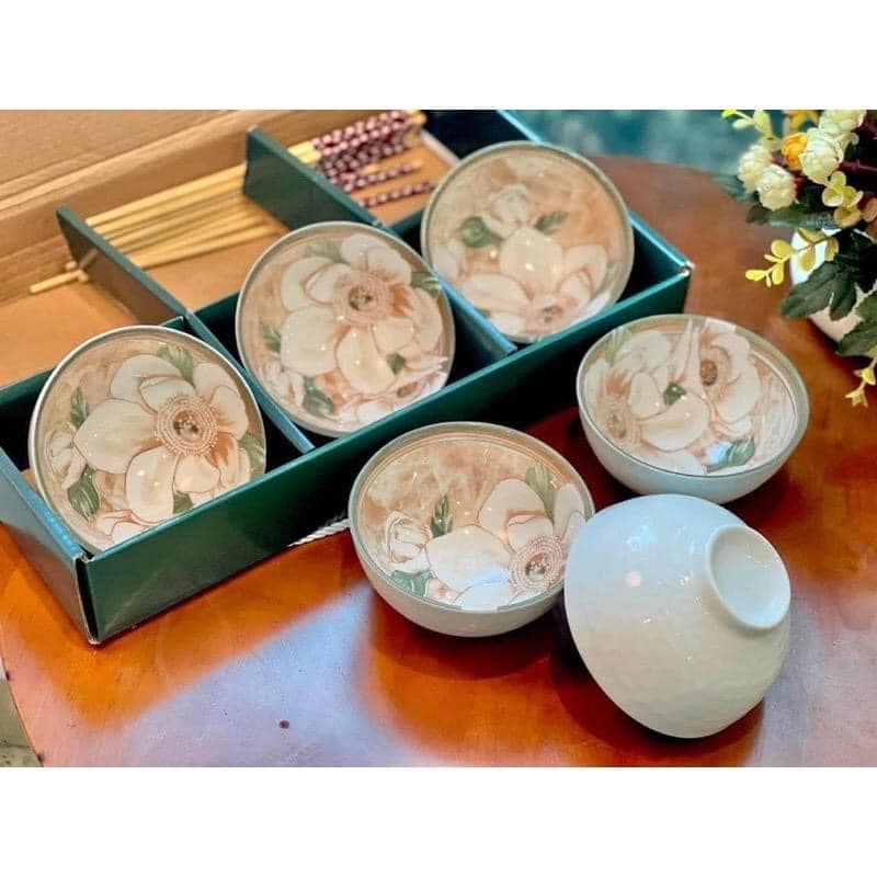 Bộ 6 bát sứ hình hoa kèm đũa
