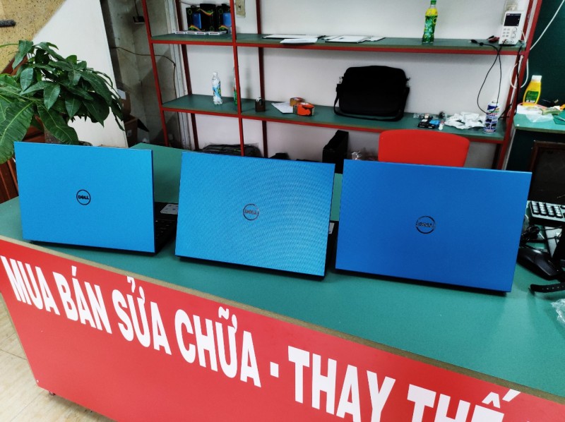 LAPTOP DELL NHẬP KHẨU NGUYÊN CHIẾC TỪ NHẬT - CORE I5/DDRAM 4G/HDD 500G/ 15.6 / CARD RỜI ĐỒ HỌA 2G. CÒN MỚI LONG LANH