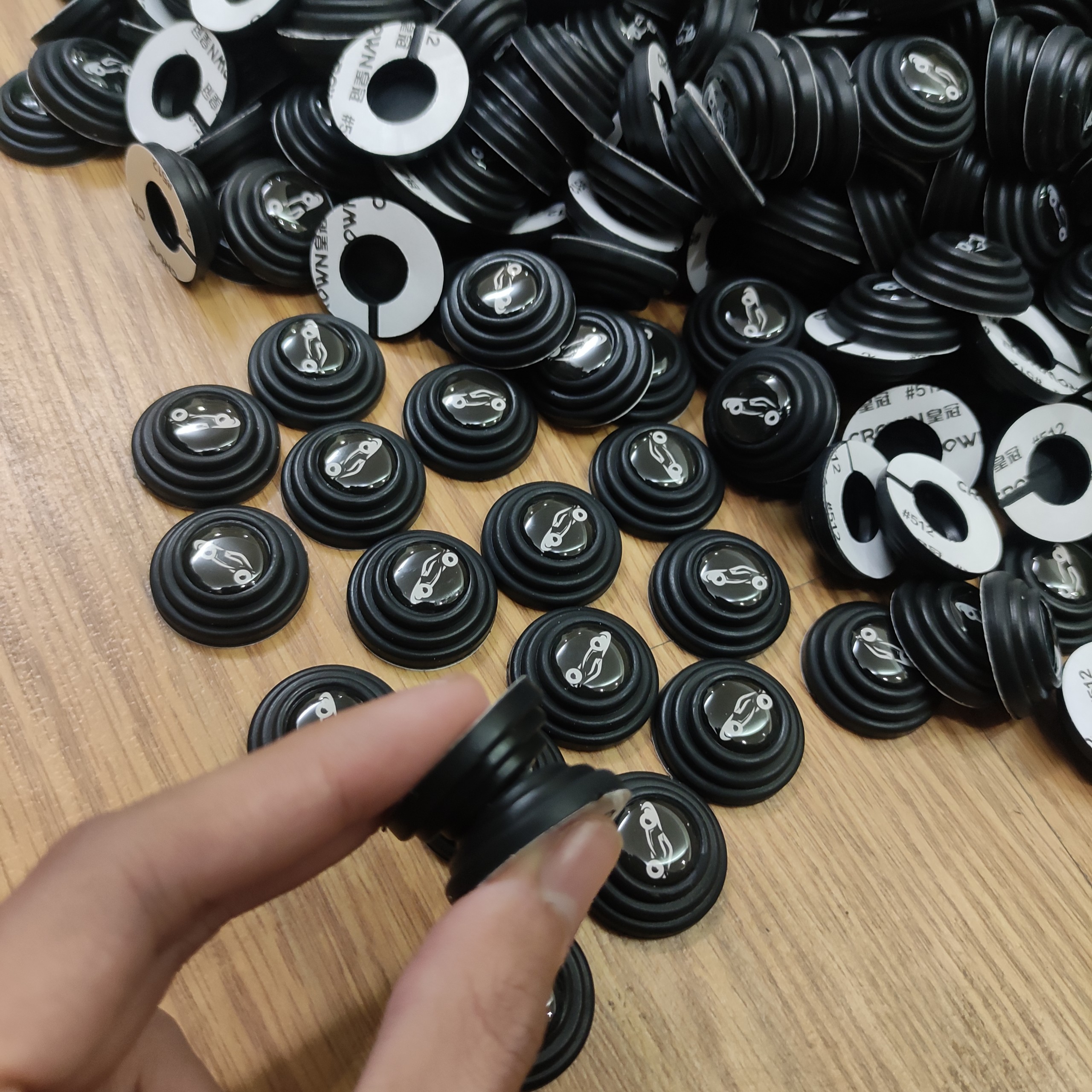 Combo 20 button damper door cars help soundproof decrease the closure and protect cars, cushion rubber knob damping, đệm knob rubber damper anti-shock when closed car Toyota, Hyundai, vinfast, Ford, mazda, Honda, Kia, Chevrolet