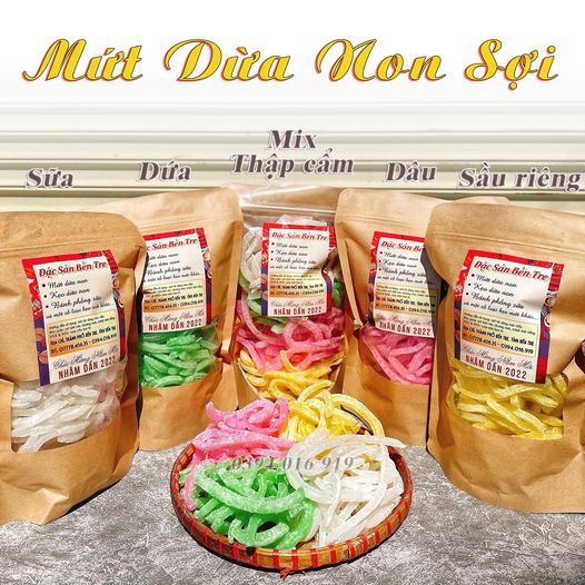 Mứt dừa non sợi Bến Tre