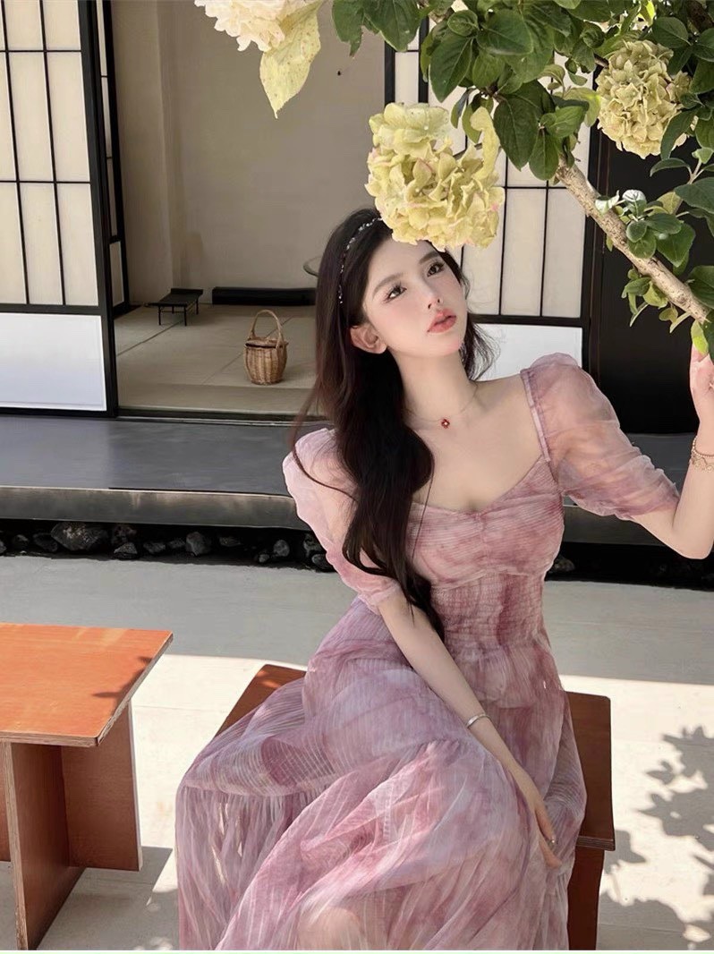 Đầm maxi tím hồng cổ vuông tay bồng