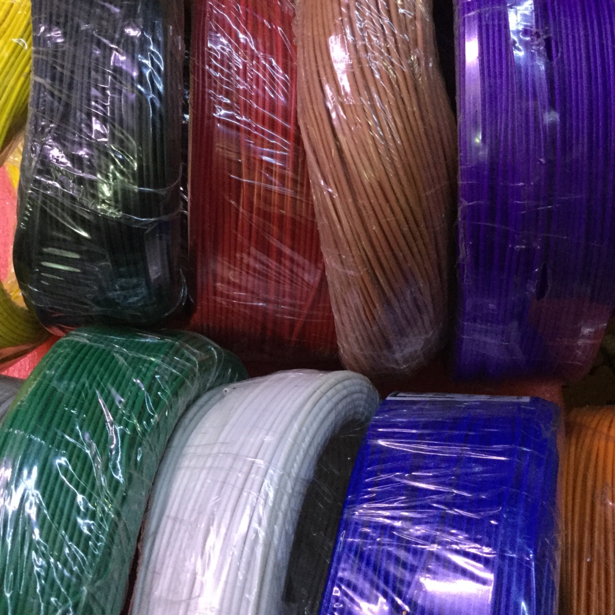 Dây điện mềm 0.3 giá 100 mét