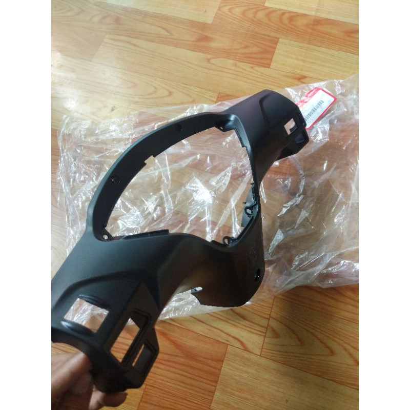 Bợ cổ Future Neo đời xăng cơ ( bình xăng con ) zin HONDA / gáy Future Neo