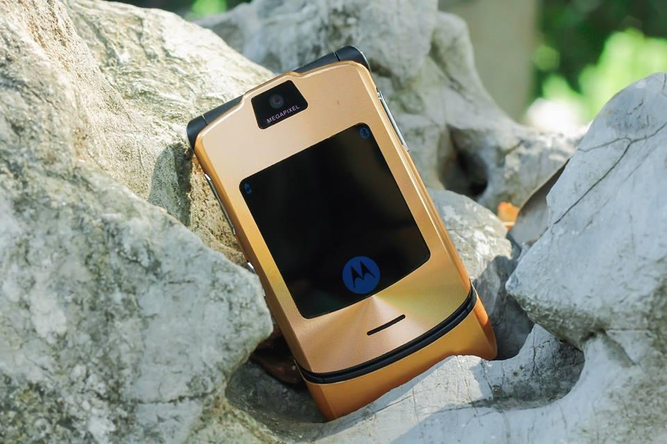 Motorola Razr V3i Nắp Gập