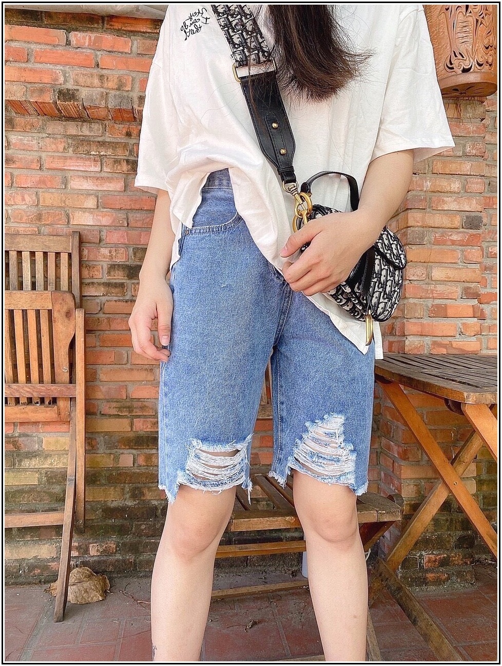 quần jean NGỐ RÁCH HAI BÊN HÌNH U 4017 -H3-4