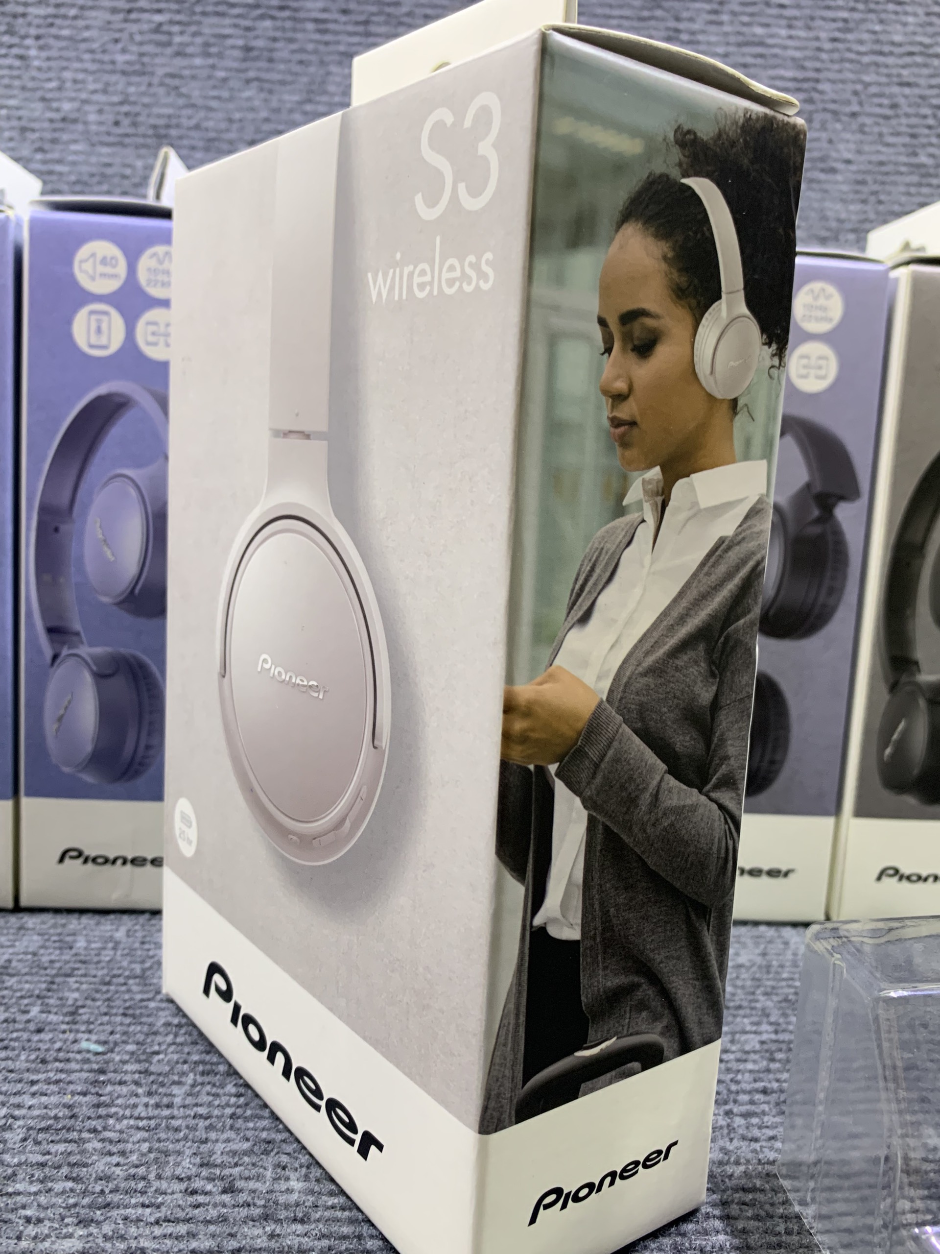 Tai nghe bluetooth PIONEER SE-S3BT siêu thi nhật