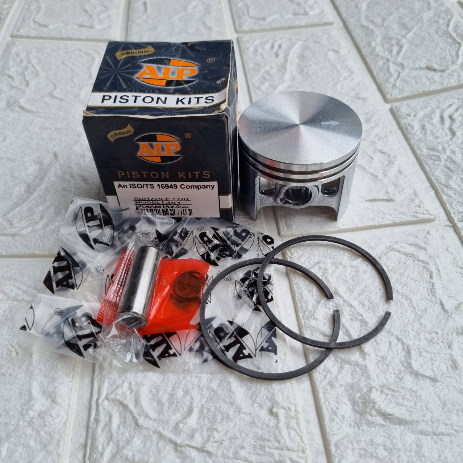 Quả piston máy cưa xăng 381