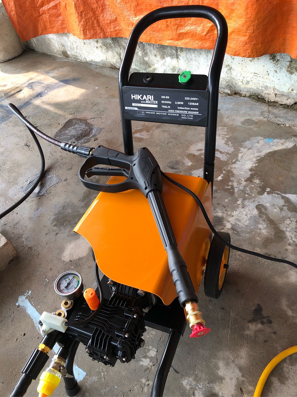 [Trả góp 0%]Máy rửa xe tiệm Hikari HK-R6 Plus có chiết áp điều chỉnh áp xuất ra madein ThaiLand 2.6 KW 780lits phút 120bar nguyên máy 26kg.