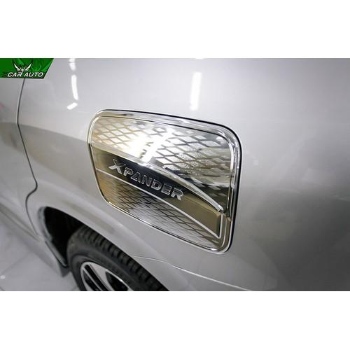 Ốp nắp xăng xe Mitsu Xpander