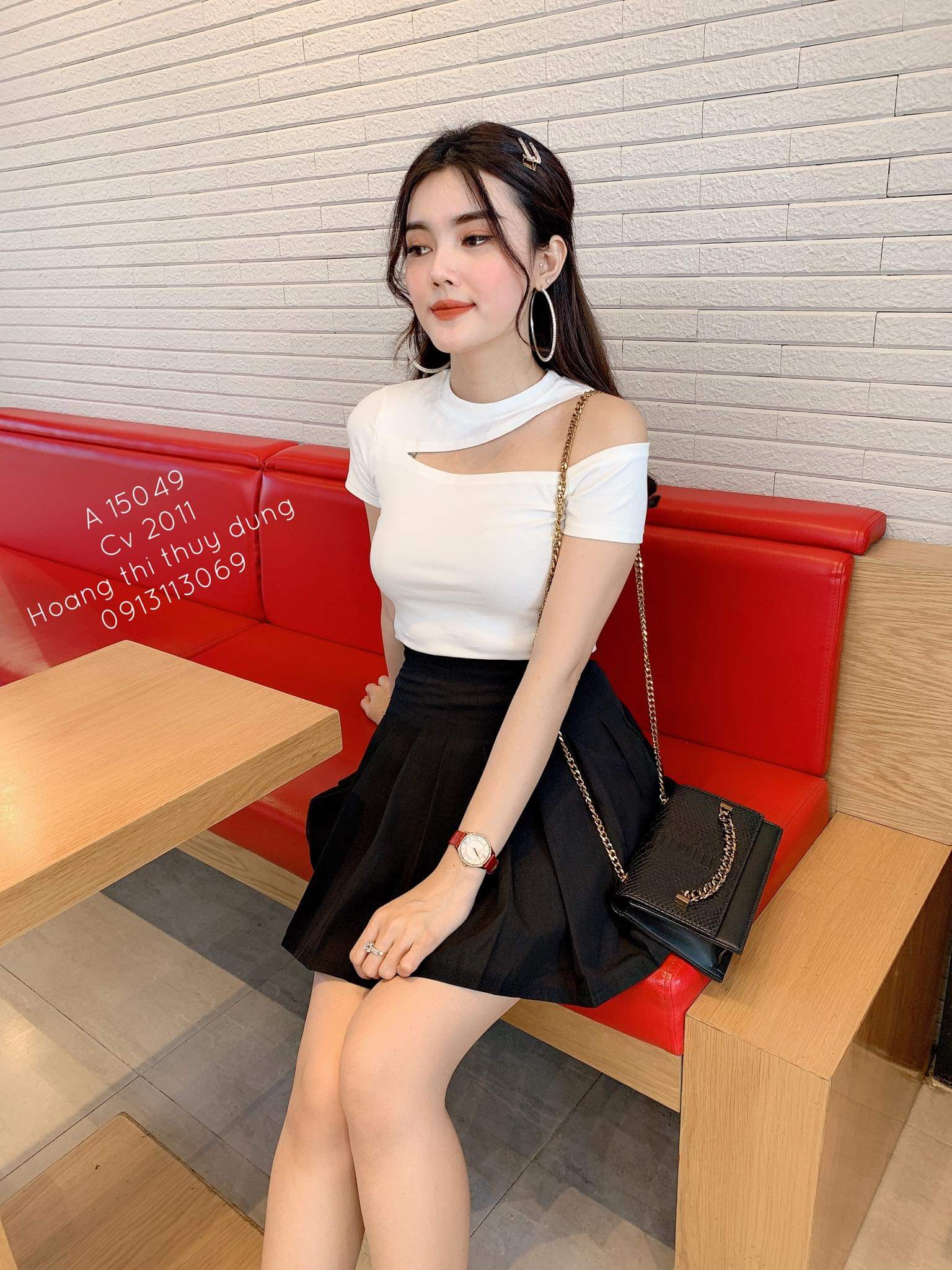 Áo Thun Lụa Tay Ngắn Khoét Một Bên Vai Phá Cách TT0014 (TTS229)