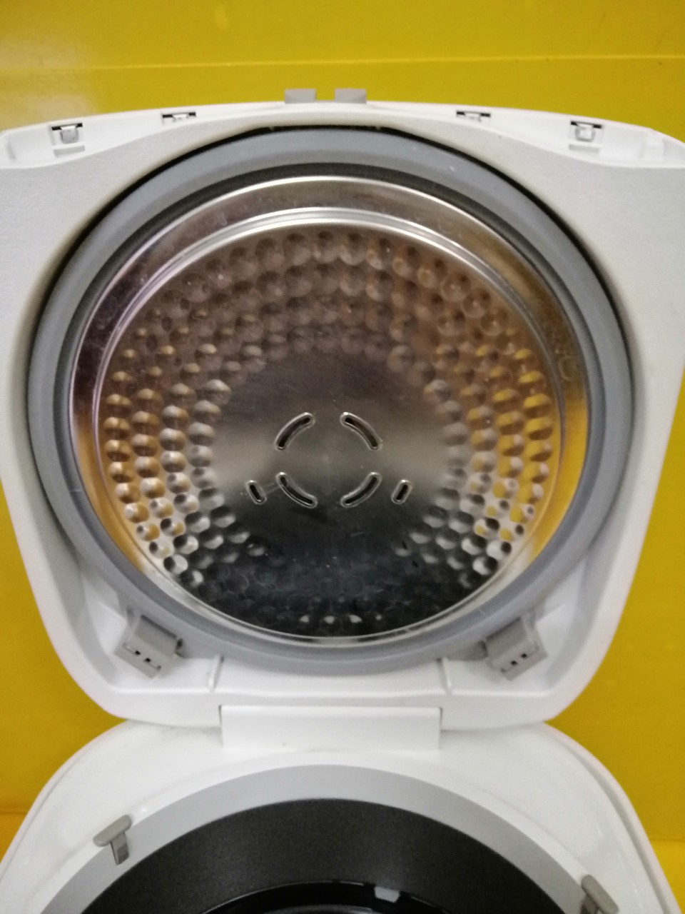 Nồi cơm nội địa Nhật PANASONIC SR-FD106 (1.0L) (2017) trắng