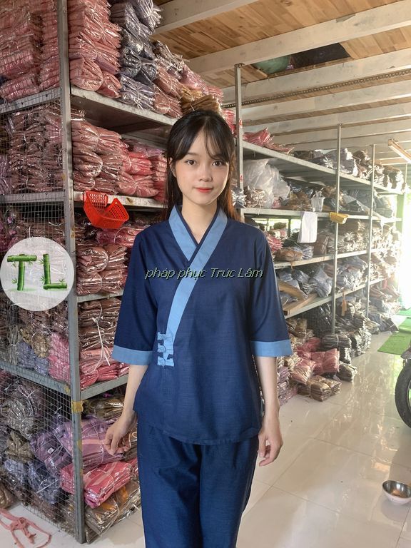 [HCM]Quần áo đi chùa - Xéo 3 Nút linen