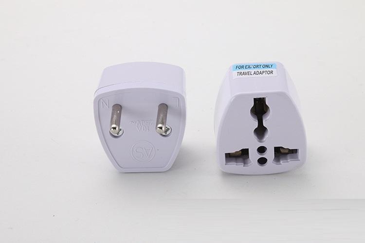Đầu chuyển đổi ổ cắm 3 chấu sang 2 chấu (Tròn)