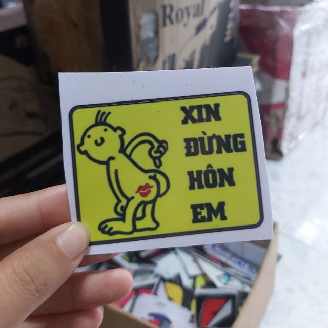 Combo 2 tem sticker xin đừng hôn em dán xe, nón giá rẻ