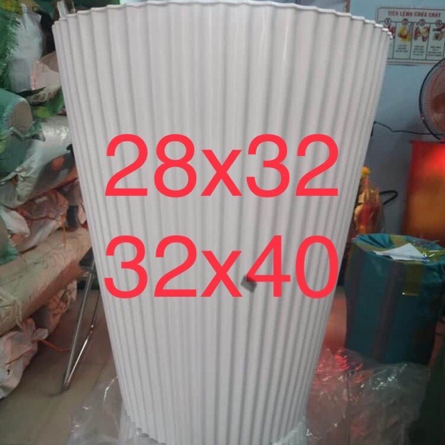 Chậu nhựa cao sọc gân có 2 size (có dĩa lót)
