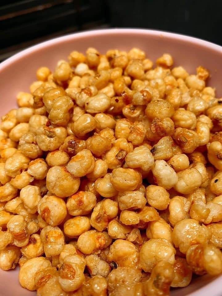 BẮP RANG TỎI ỚT ( Ngô giòn xóc mắn cay) - NGÔ CAY gói 800g LOẠI ĐẶC BIỆT