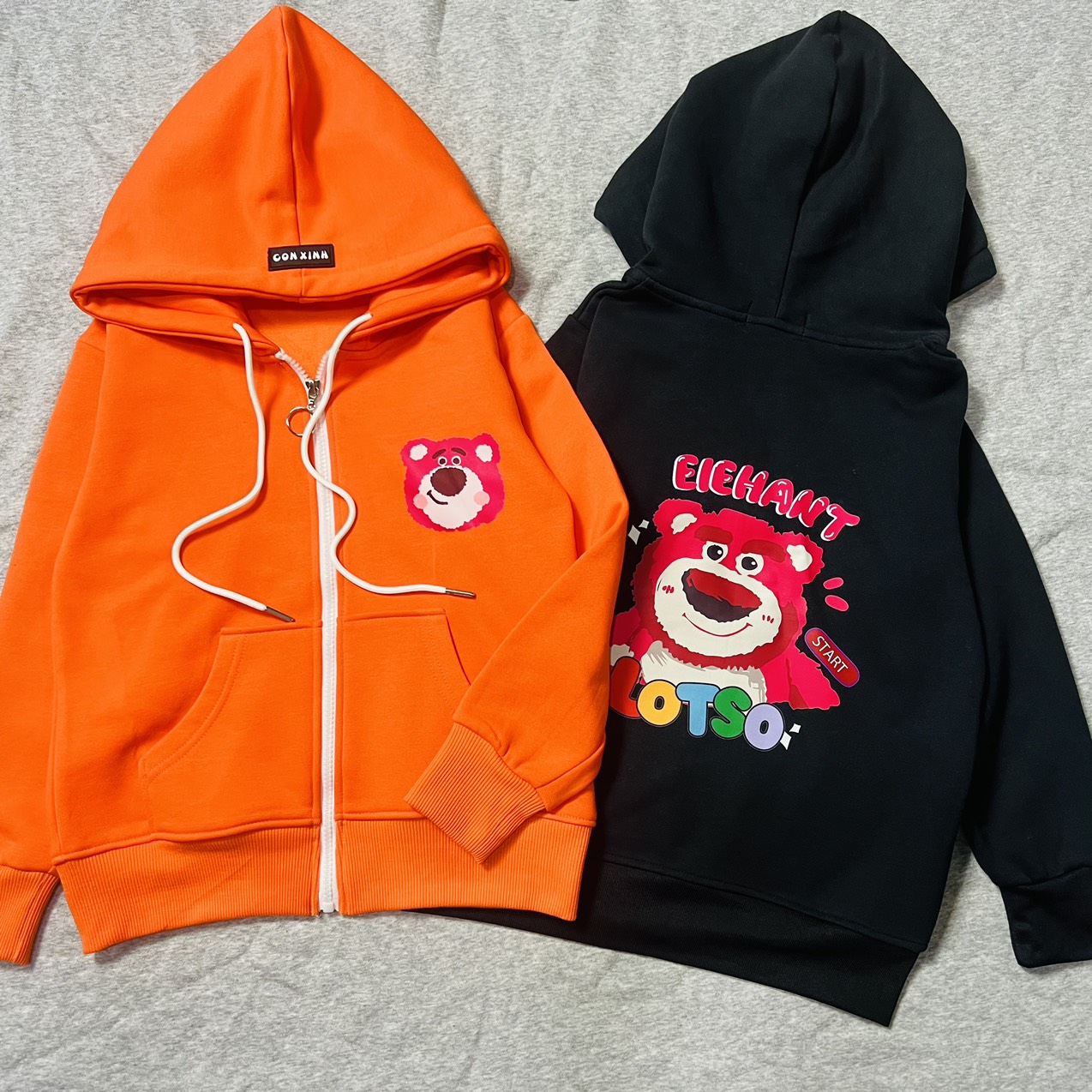 Áo hoodie dây kéo bé gái Con Xinh phom rộng nỉ hình in GẤU DÂU LOT.SO cho bé từ 14 đến 50kg