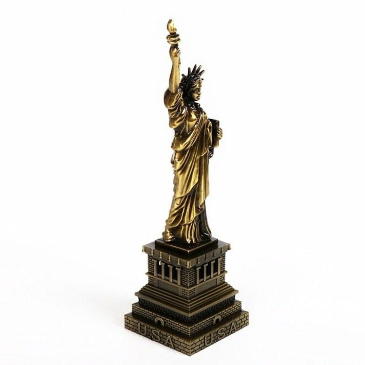 Mô hình tượng nữ thần tự do cao 15 cm  WinZ