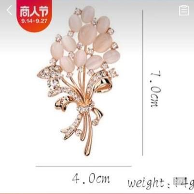 Phụ kiện cài áo