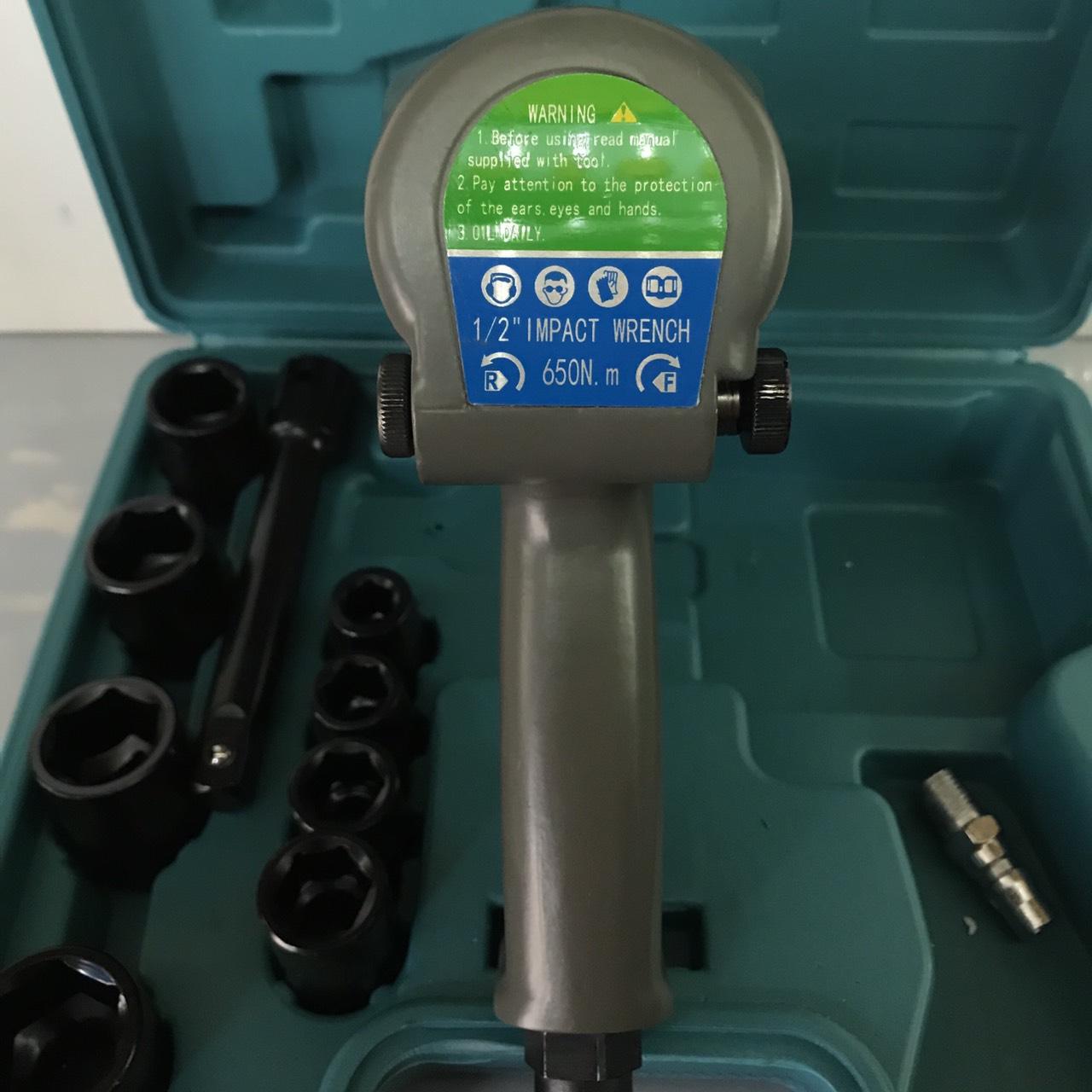 MÁY MỞ ỐC 1/2 2BÚA THƯƠNG HIỆU WASAKI KÈM ĐẦU TÍP VẶN