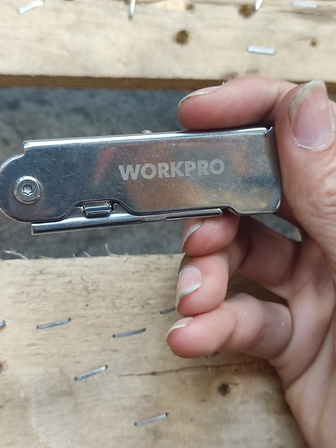 WP211001 Dao rọc giấy loại gấp thép không gỉ Workpro