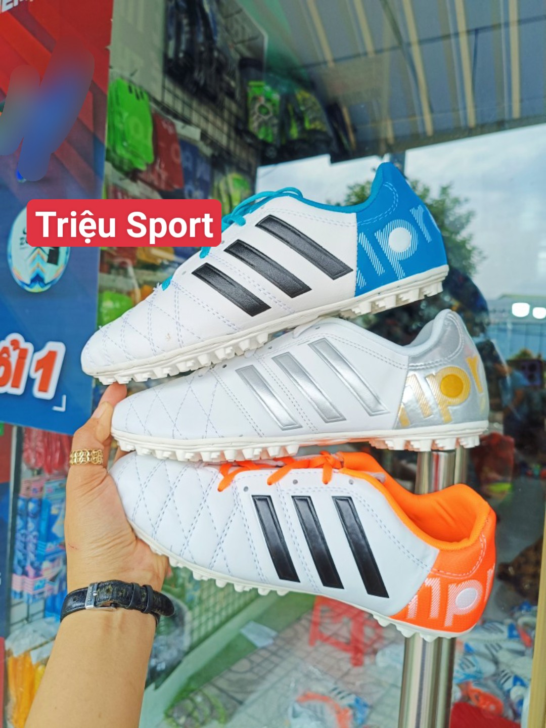 giày đá bóng 3 sọc 11 pro Toni Kroos winpro (tặng tất )